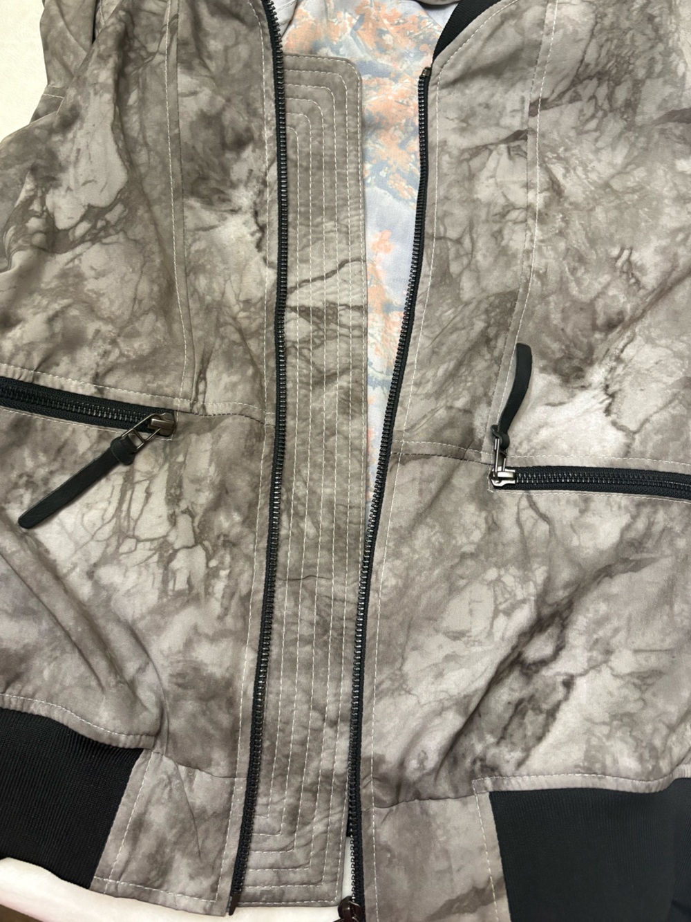 Bano eeMee Cherry Blossom Sakura Bomber Jacket medium M Fair Trade art to wear - Picture 4 of 7